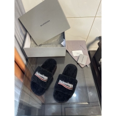 Balenciaga Slippers